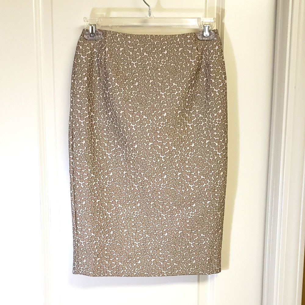 Doncaster Collection Skirt‎